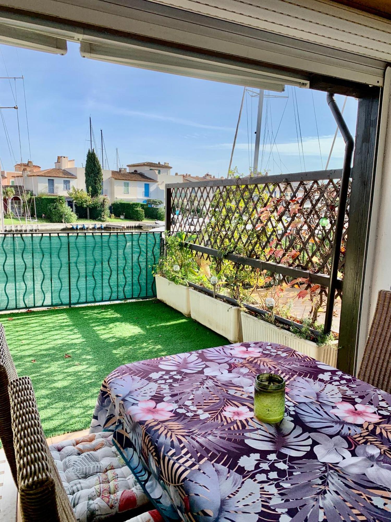 Rue De L'amarrage A Port Avec Terrasse Vue Canaux Et Garage Apartment *